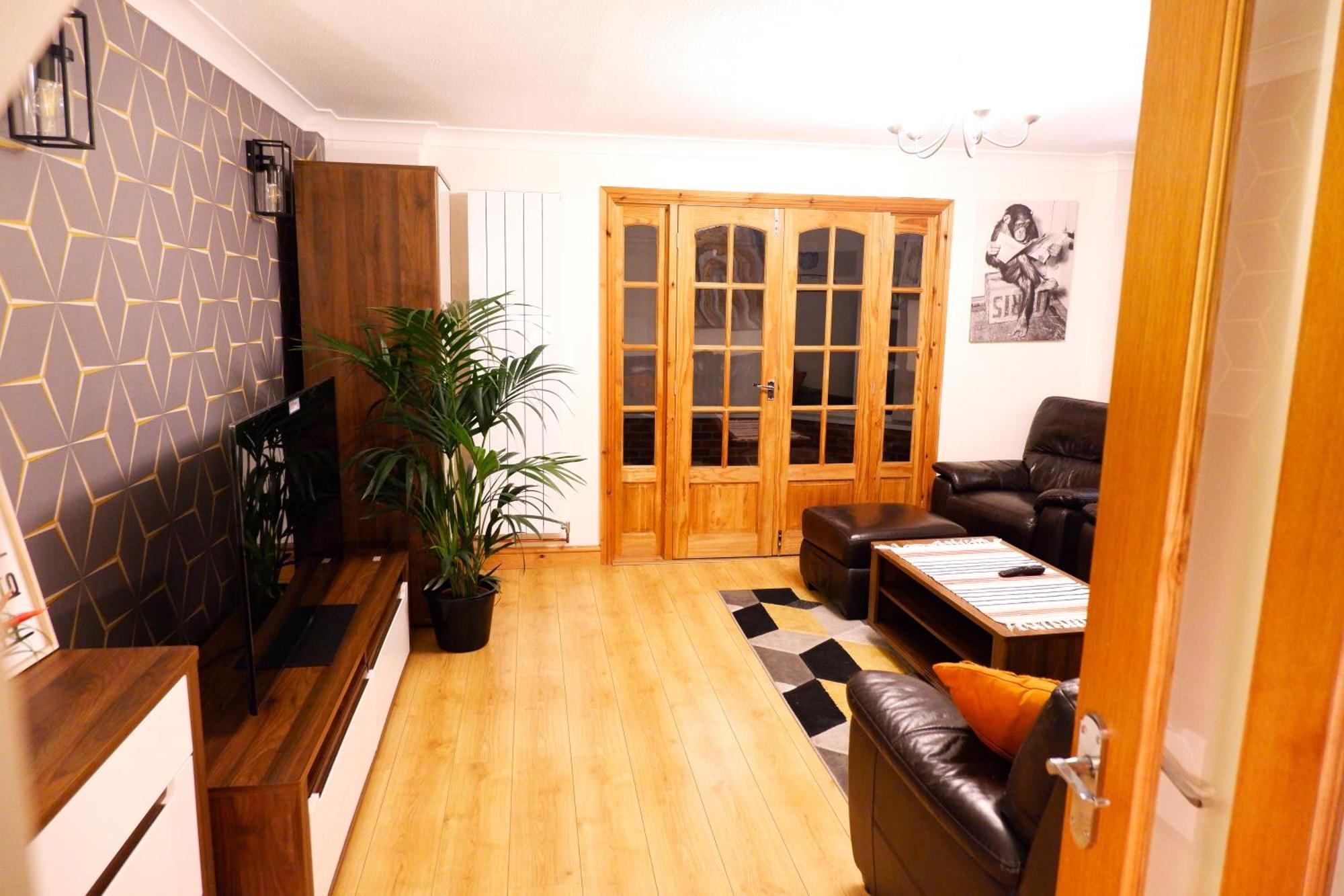 Dundridge Home - Morden Urban Living - Sleeps Up To 9 Guests & Private Parking For 2 Vehicles Bristol Esterno foto